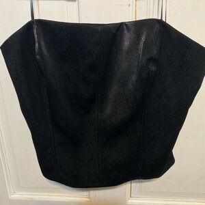 Black reptile print going out top